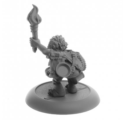 04076 Gus Greenweevil Halfling f...