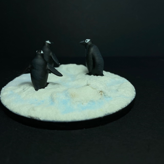 Pre Painted Penguin small Diorama -Mrs MLG