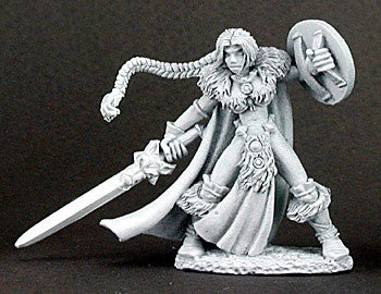 Reaper DHL 02939 - Viking Girl: www.mightylancergames.co.uk