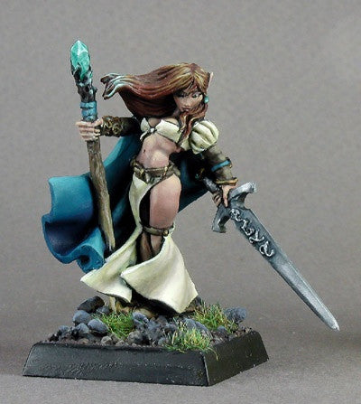 02967 - Alastriel, Elf Sorceress (Reaper DHL) :www.mightylancergames.co.uk