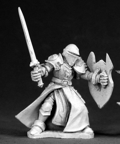 Reaper - 03301 - Sir Titus, Guardian Knight: www.mightylancergames.co.uk 