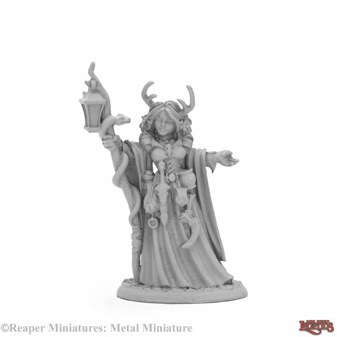 03973 ReaperCon Iconic: Bonehenge Priestess