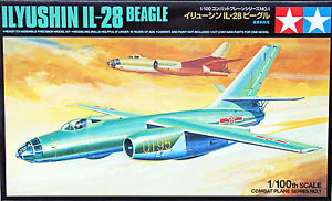 Tamiya- Ilyushin IL-28 Beagle- 1...