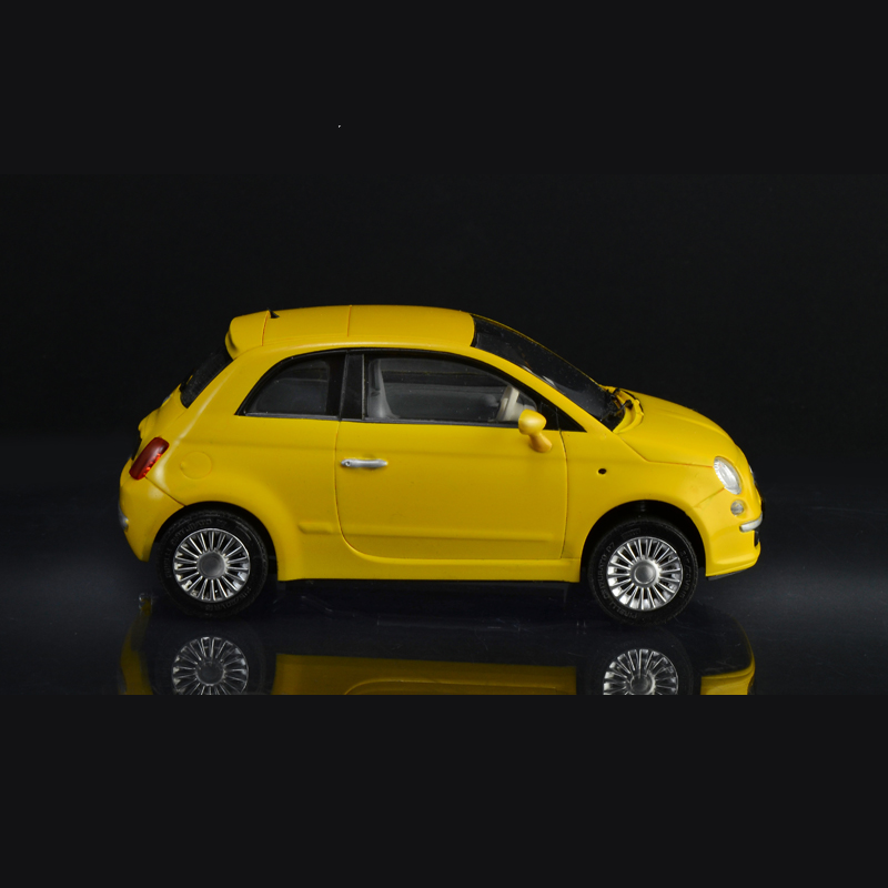 FIAT 500 2007- 1:24 Italeri Model Kit