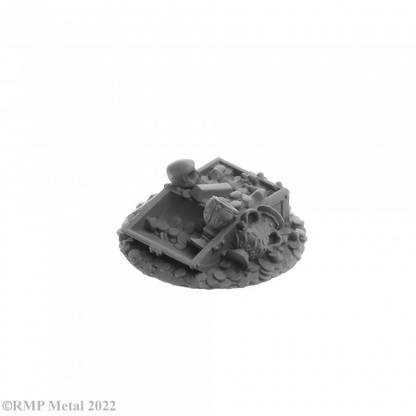 Treasure Pile from the Dark Heaven Legends metal range by Reaper Miniatures. This pack contains a treasure pile featuring a skull, coins, chest and goblets