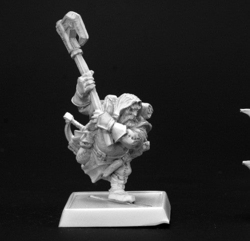 Reaper Pathfinder Miniatures 60004 - Harsk, Dwarf Ranger: www.mightylancergames.co.uk