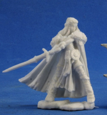 77389 - Highland Heroine (Reaper Bones Black) :www.mightylancergames.co.uk