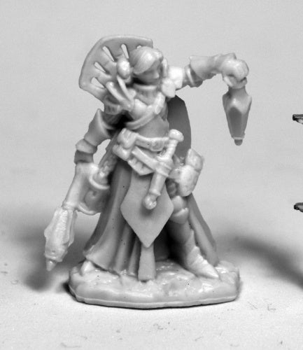 Reaper 77468: Christina, Female Cleric: www.mightylancergames.co.uk 