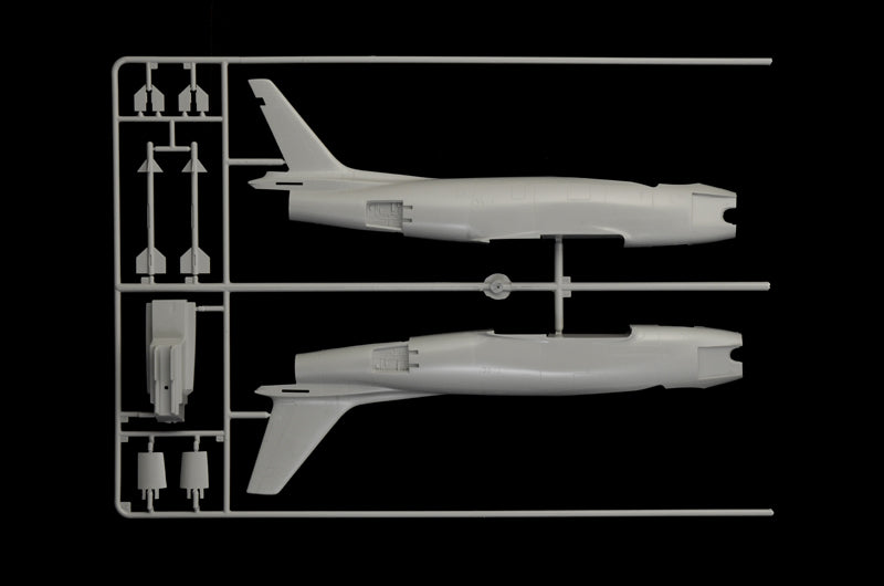 North American FJ-2/3 Fury - Italeri 1:48 scale - 2811