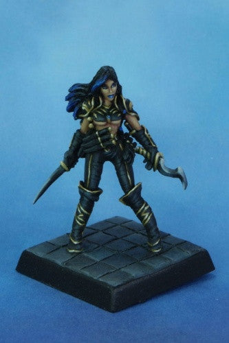 Reaper Pathfinder Miniatures - 60092 - Cleric of Calistra: www.mightylancergames.co.uk