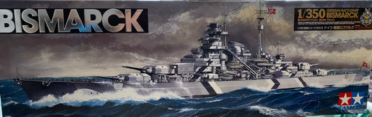 BISMARCK WITH STAND - Tamiya 1/3...