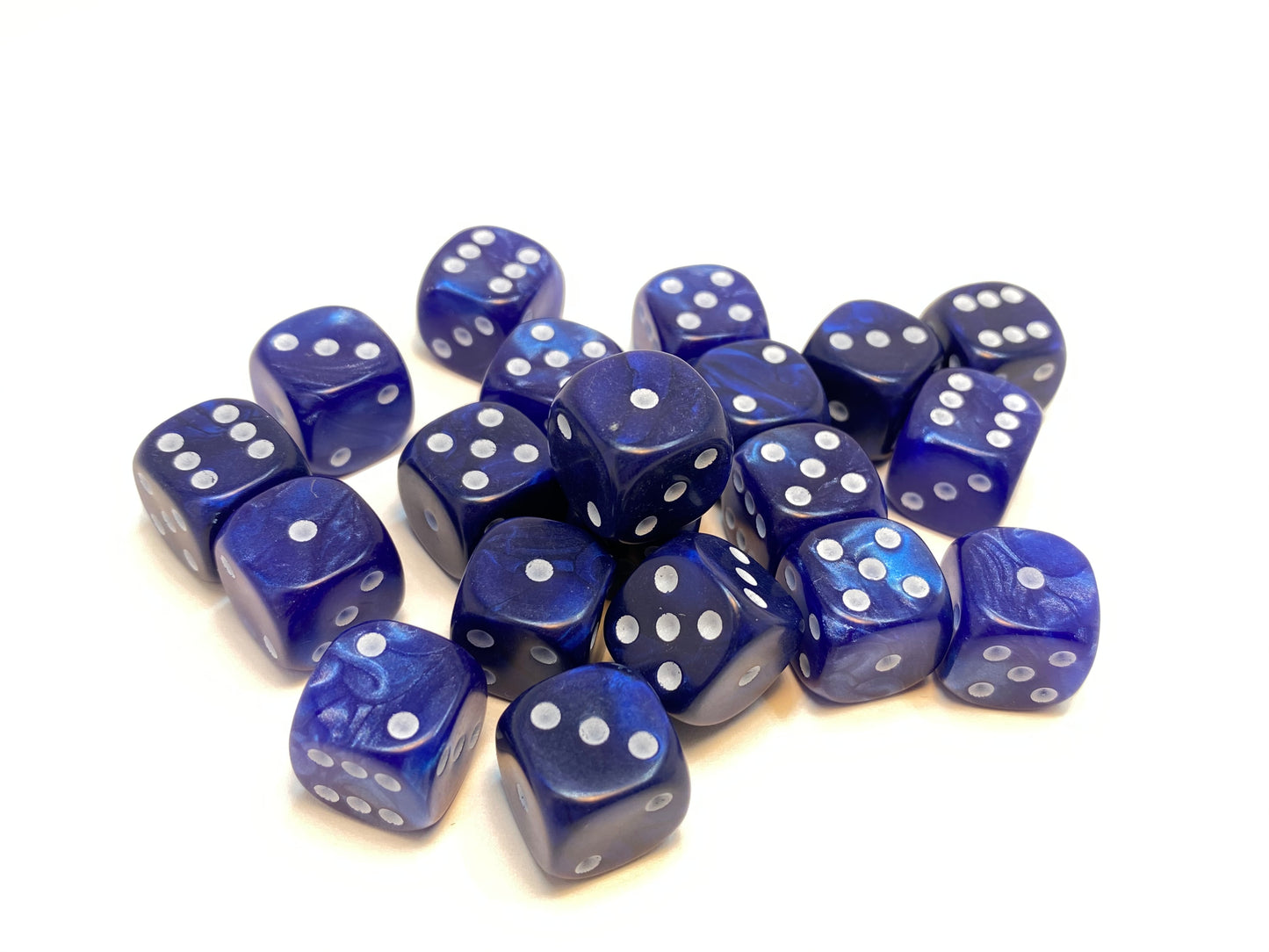 Blue Pearl - 20 x 12mm D6 (12BPD6)