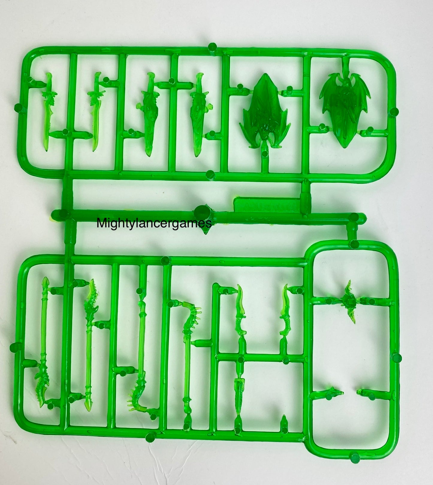 Reaper Miniatures Weapon Sprue- Green