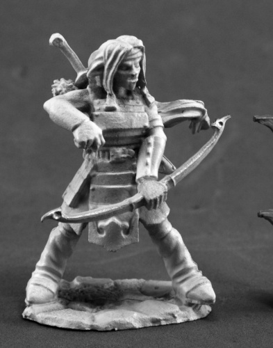 reaper miniatures  Female Hobgoblin Archer 03813: